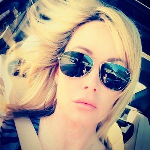 Meet your Posher, Leigh ann